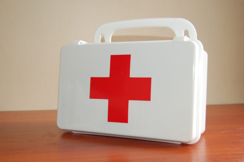 Botiquín Plástico - KITMED.CL